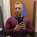 Знакомства: Максим, 44 года, Мелитополь