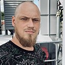 Знакомства: Иван, 35 лет, Тюмень
