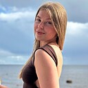 Знакомства: Полина, 22 года, Санкт-Петербург