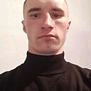 Знакомства: Роман, 26 лет, Артем