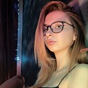 Знакомства: Елизавета, 19 лет, Хабаровск