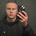 Знакомства: Андрей, 21 год, Москва