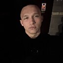 Знакомства: Дмитрий, 18 лет, Йошкар-Ола