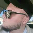 Знакомства: Андрей, 33 года, Орел