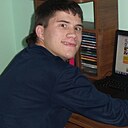 Знакомства: Юрий, 18 лет, Екатеринбург