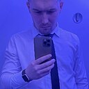 Знакомства: Валерка, 30 лет, Омск