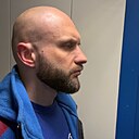 Знакомства: Олег, 41 год, Москва