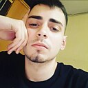 Знакомства: Артём, 25 лет, Москва