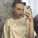Знакомства: Вика, 18 лет, Санкт-Петербург