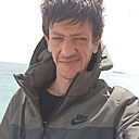 Знакомства: Дмитрий, 32 года, Ялта