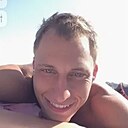 Знакомства: Илья, 37 лет, Первоуральск
