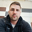 Знакомства: Макс, 32 года, Симферополь