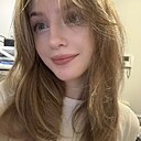 Знакомства: Аня, 18 лет, Санкт-Петербург