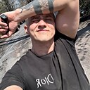 Знакомства: Максим, 31 год, Торез