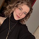 Знакомства: Дарина, 27 лет, Москва