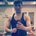 Знакомства: Farrux, 26 лет, Брно