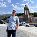 Знакомства: Константин, 33 года, Луганск