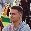 Знакомства: Артём, 31 год, Уссурийск