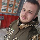 Знакомства: Валерий, 26 лет, Павлово