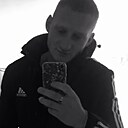 Знакомства: Данил, 24 года, Владивосток
