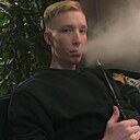 Знакомства: Слава, 28 лет, Свободный