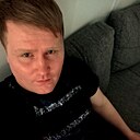 Знакомства: Илья, 30 лет, Новобурейский