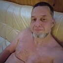 Знакомства: Викторррр, 40 лет, Апшеронск