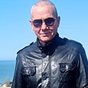 Знакомства: Максим, 51 год, Бердянск