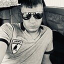 Знакомства: Дмитрий, 25 лет, Уссурийск