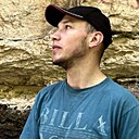 Знакомства: Кевин, 27 лет, Кишинев