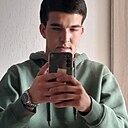 Знакомства: Олег, 23 года, Орел