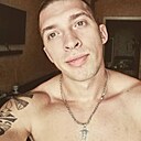 Знакомства: Олег, 34 года, Карпинск