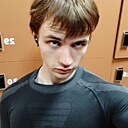 Знакомства: Илья, 18 лет, Таганрог