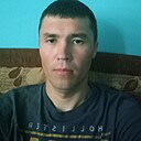 Знакомства: Мишка, 37 лет, Герца