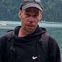 Знакомства: Роман, 38 лет, Магнитогорск