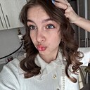 Знакомства: Аня, 20 лет, Санкт-Петербург