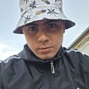 Знакомства: Максим, 29 лет, Междуреченск