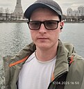 Знакомства: Виктор, 31 год, Караганда