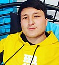 Знакомства: Бехруз, 31 год, Калининград