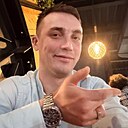 Знакомства: Alekc, 28 лет, Екатеринбург