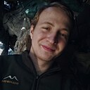 Знакомства: Иван, 22 года, Уссурийск