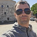 Знакомства: Виктор, 35 лет, Псков