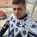 Знакомства: Максим, 40 лет, Канск