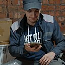 Знакомства: Виктор, 29 лет, Макинск