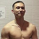 Знакомства: Роман, 19 лет, Омск
