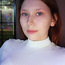 Знакомства: Ксения, 21 год, Старый Оскол
