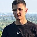 Знакомства: Илья, 18 лет, Екатеринбург