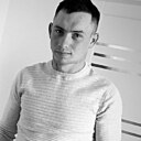 Знакомства: Роман, 22 года, Городище (Черкасская Обл)