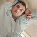 Знакомства: Анатолий, 27 лет, Тюхтет
