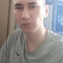 Знакомства: Виктор, 32 года, Мирный